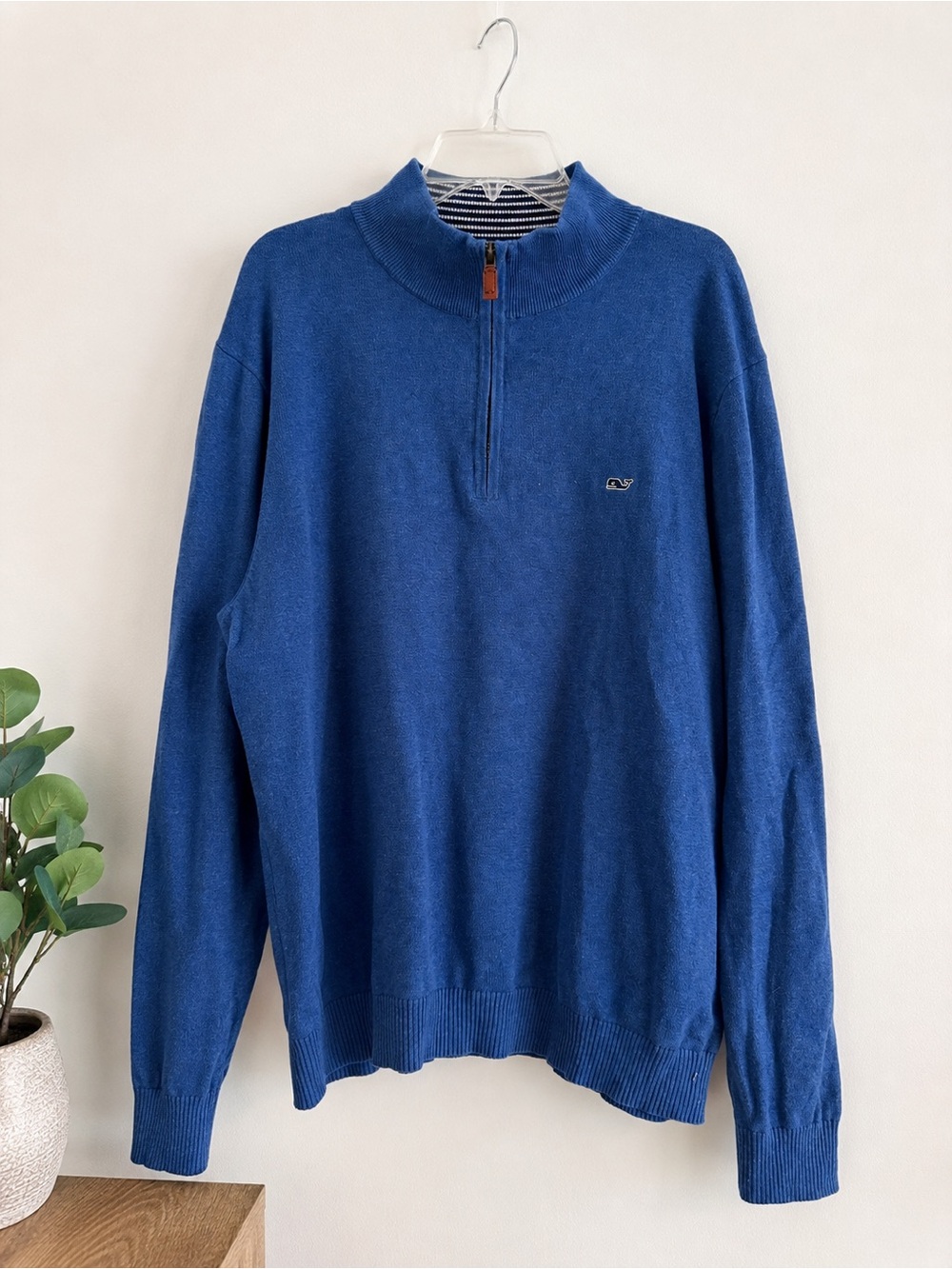 Vineyard Vines Men's Blue Quarter-Zip Large (L) Sweater